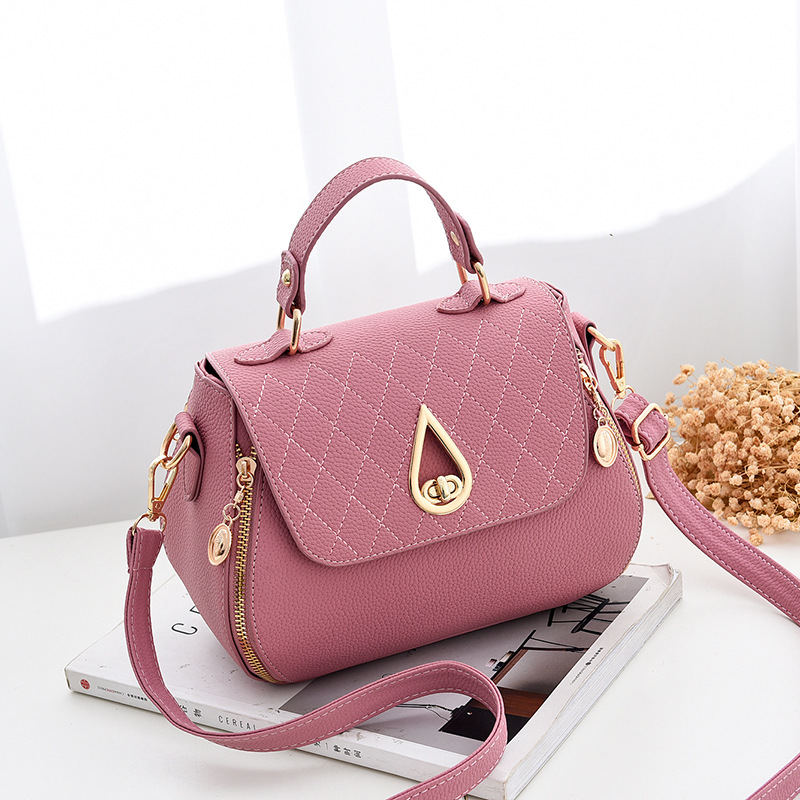 Messenger embroidered packet fashion bag for women